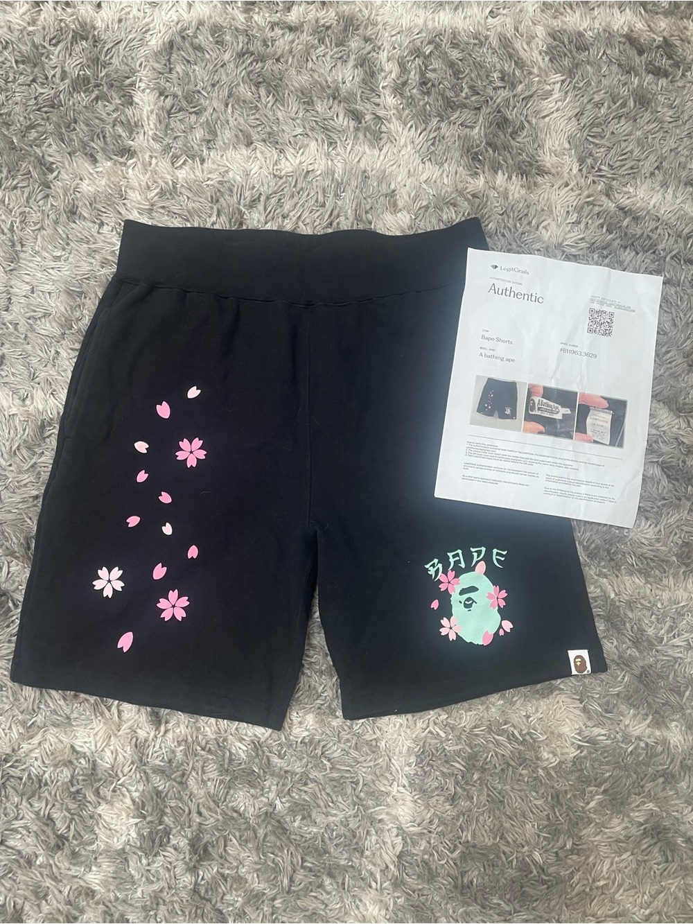 Authentic A Bathing Ape Sakura Sweat Shorts Size L Black